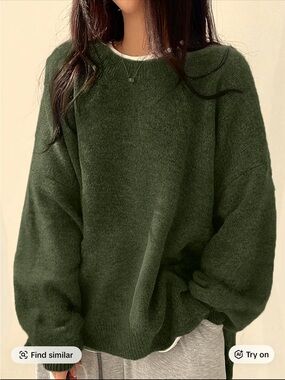 Cozy Women's Oversized Knit Sweater - Dark Green